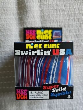 Swirlin' USA Super Solid Squish - Red White Blue